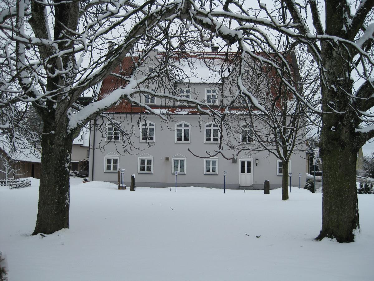 Gasthof Roessle Eberhardzell Furamoos Exterior photo